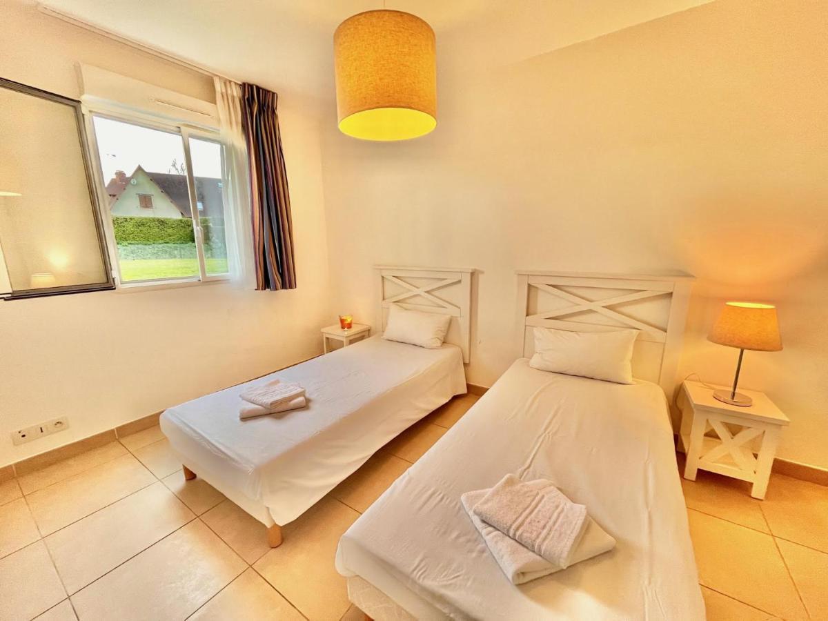 Residence La Ferme De Deauville - Saint Arnoult Eksteriør bilde